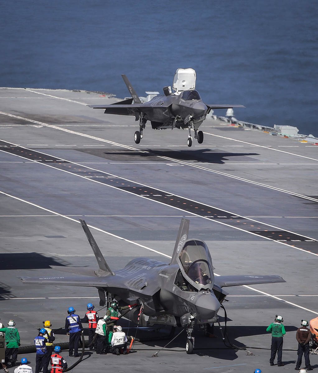 AdmPhilipJones's tweet image. Carrier Strike is a capability beyond the reach of most nations and no-one should under-estimate the amount of dedication, hard work and skill it has taken to get here.  BZ to @HMSQNLZ, our #F35B pilots and the thousands of people who have paved the way for this achievement.
