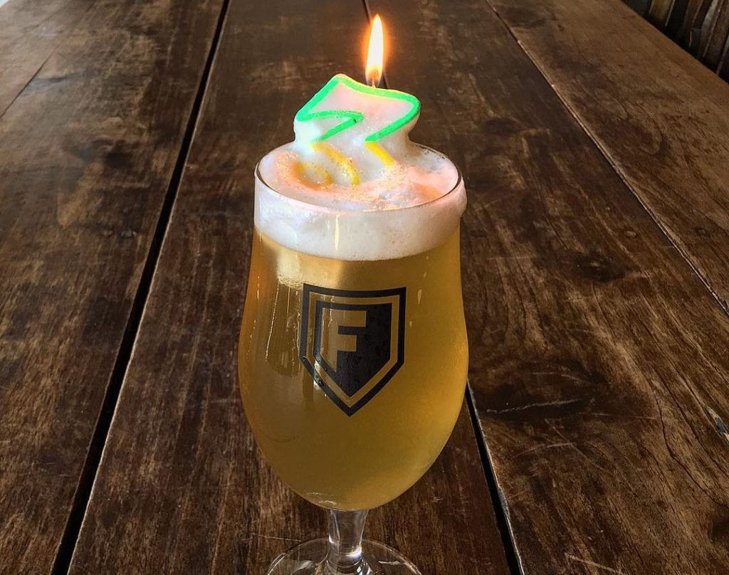 .<a href="/FollyBrewing/">Folly Brewing</a> Sets 3rd Anniversary Party - Oct. 11 beersinthesix.com/2018/09/28/fol…