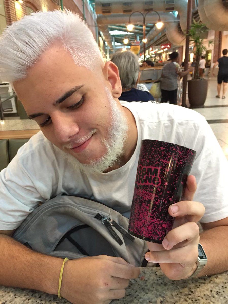 larce_enzzo's tweet photo. Em breve novidades! #Semcarne https://t.co/DbGHvtYauW