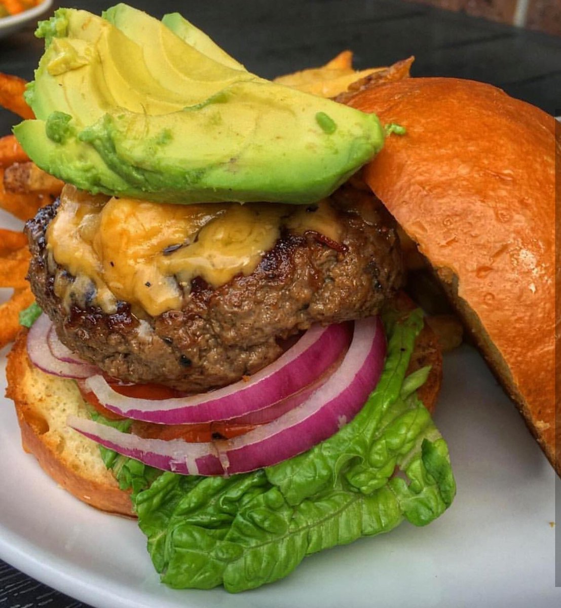 Cheeseburgers w/Avocado🥑❤️