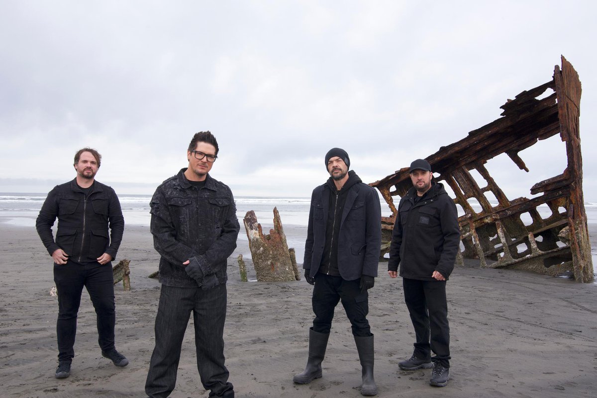 GhostAdventures's tweet photo. Can you believe we're celebrating 10 years of #GhostAdventures? 

On October 6, YOU can hear the crew talk about their investigations firsthand at @NY_Comic_Con! Get the details right here 👇

*books flight to New York* ✈️

https://t.co/8WYY0RM8Cx https://t.co/SXpHSiRWan