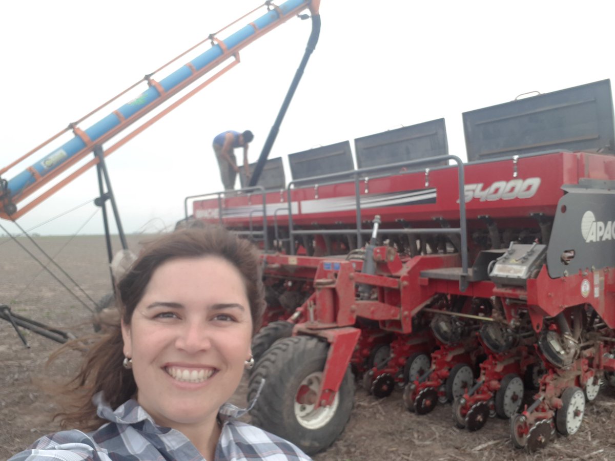 evemazzucco's tweet photo. Hoy se siembra en maria Susana Santa fe!!!
#syn848vip3 #syn875vip3 #syn897vip3 @Syngenta_ar https://t.co/aO0FhIDxq1