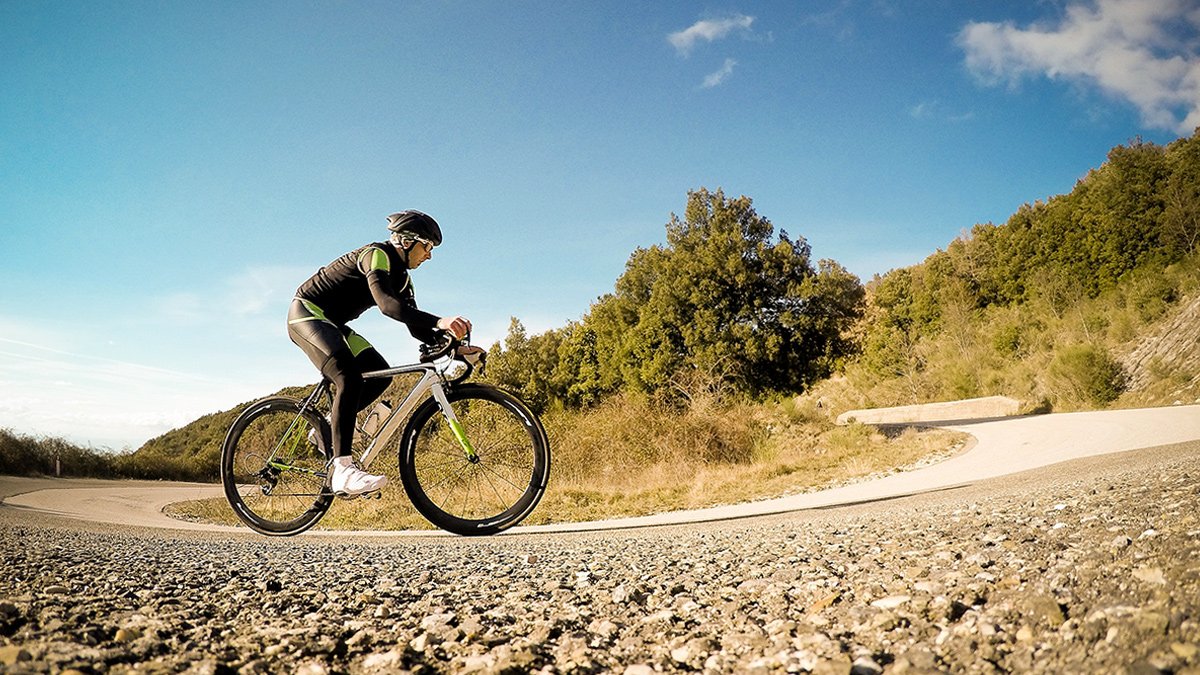 TrainingPeaks's tweet photo. Supplemental #strengthtraining can help you improve your strength-to-weight ratio. Find out how to nail a proper balance here: https://t.co/a50QKhnCrU https://t.co/CV1uAwOuhE