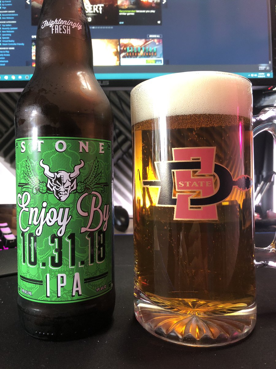 BrewsIn140's tweet photo. Not just enjoying it by 10-31, enjoying it now. Another amazing fresh IPA by the legends @StoneBrewing , part of their normal release series Enjoy by. 8/10. #brewsin140 https://t.co/tRl6whKoAN
