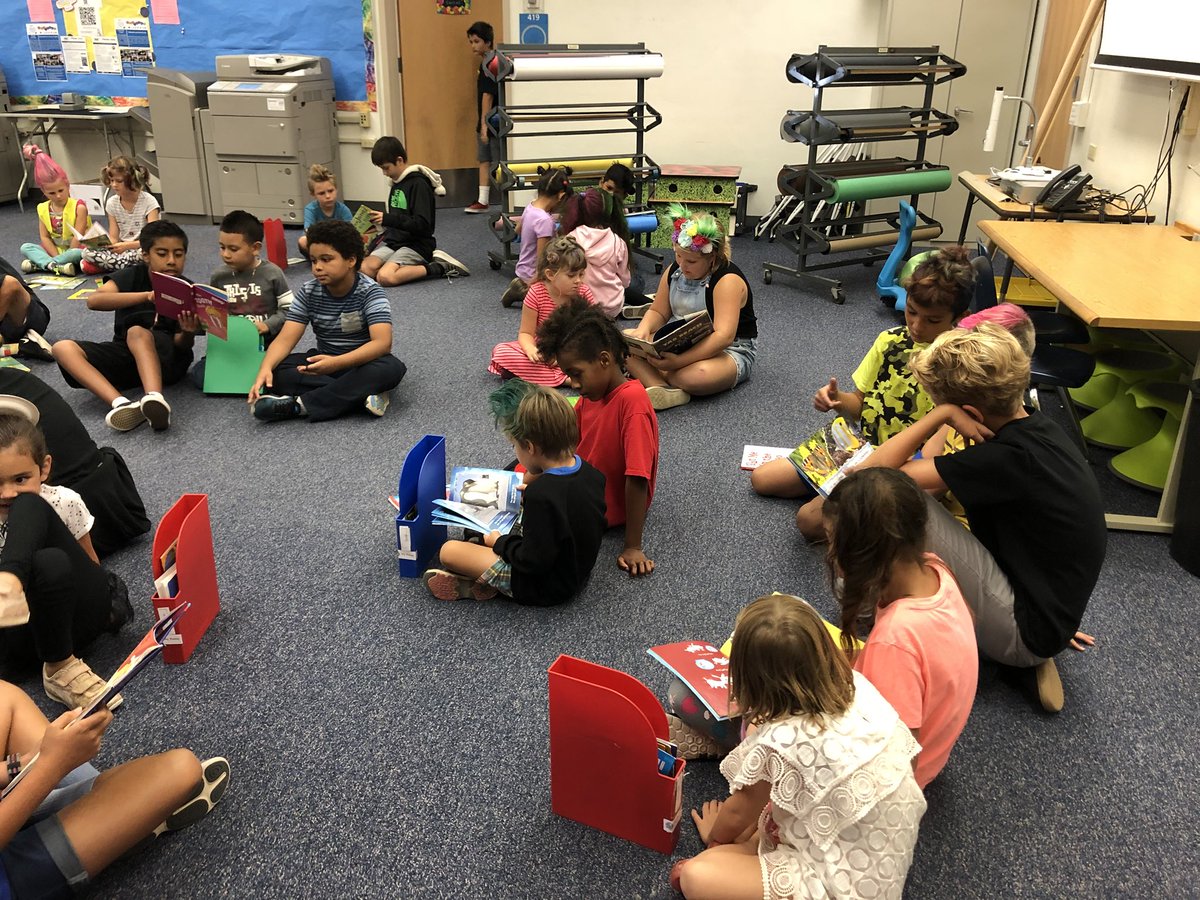 jilllawrence25's tweet photo. Meeting our 5th grade buddies for some partner reading! .@CasitaMagnet .@casita5th https://t.co/ZMAFdez4n7
