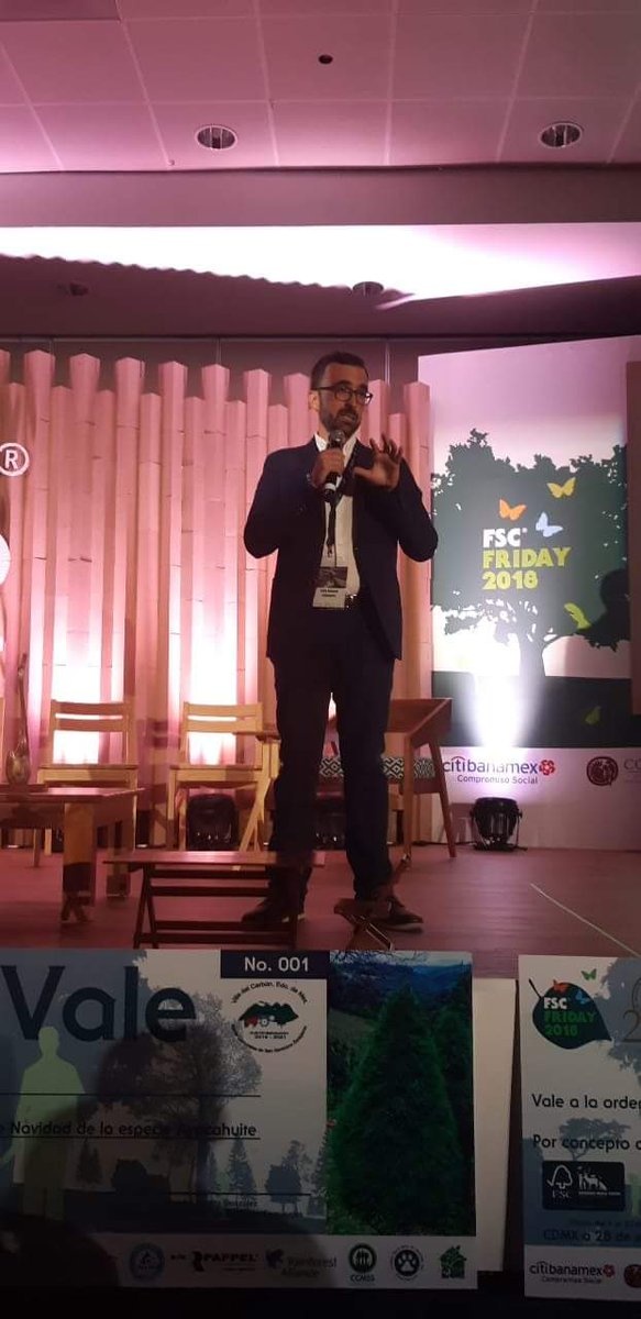 FSCMEXICO's tweet photo. Félix Romero, nuestro gerente de cuentas clave a nivel global, habló sobre los retos y oportunidades que se abren para el FSC en el mercado global. "Todos somos FSC, y tenemos que serlo con más fuerza", dijo en el #FSCFriday2018 en la Ciudad de México. https://t.co/Y9E5hdl1Xv