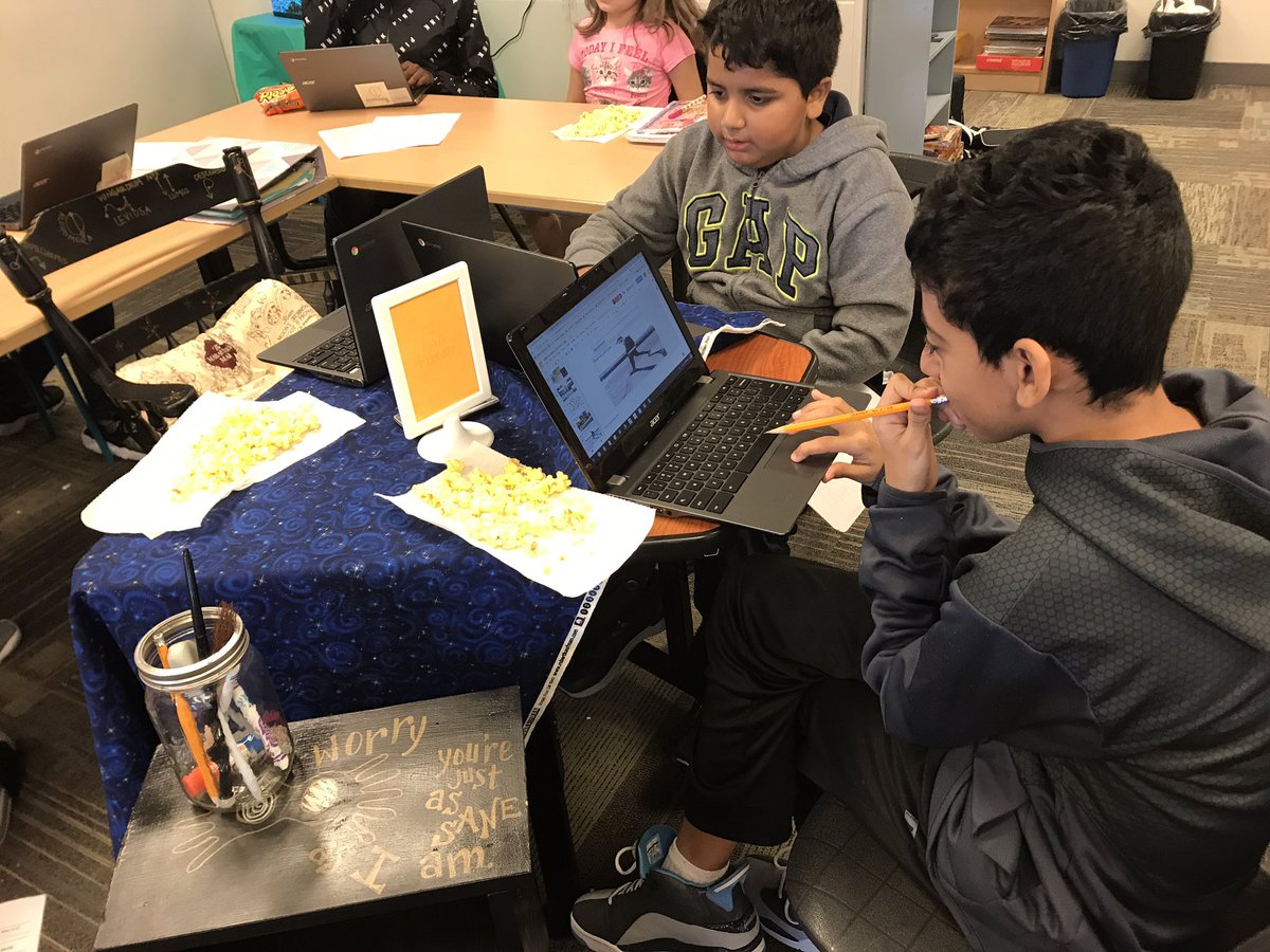 Petersentopia's tweet photo. Slytherins earned popcorn why they work to end the month! @CrecArtsMiddle1 #classcup https://t.co/DtHyUxYJMV