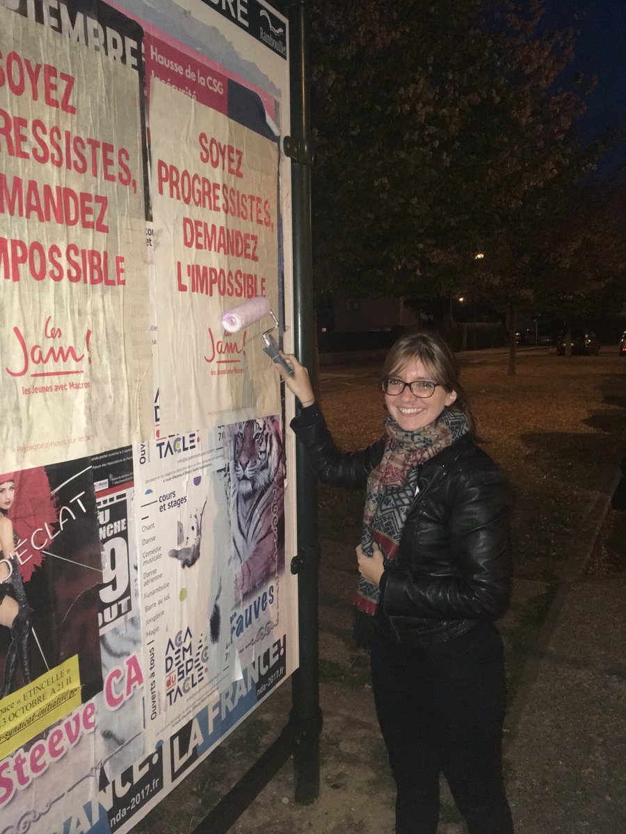 GVervin's tweet photo. Vendredi soir, c’est soirée collage dans la 10ème circo des Yvelines pour la rentrée des @JeunesMacron avec notre députée @auroreberge 🔥💪#overwall #JAMpower #circo7810 https://t.co/LqLHi2oYTe