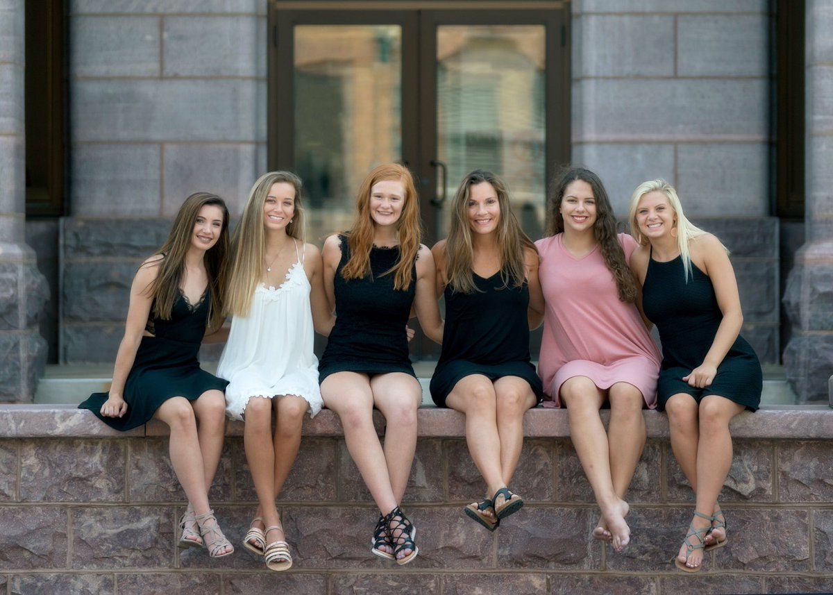 SFW_Hsteps's tweet photo. Come out to the Sanford Pentagon and support our seniors for Senior Recognition at tomorrow’s competition.  Senior Recognition starts at 10:40 am and the competition starts at 11am.  ◼️🔶 #warriorssupportwarriors https://t.co/VUqijEsXcB