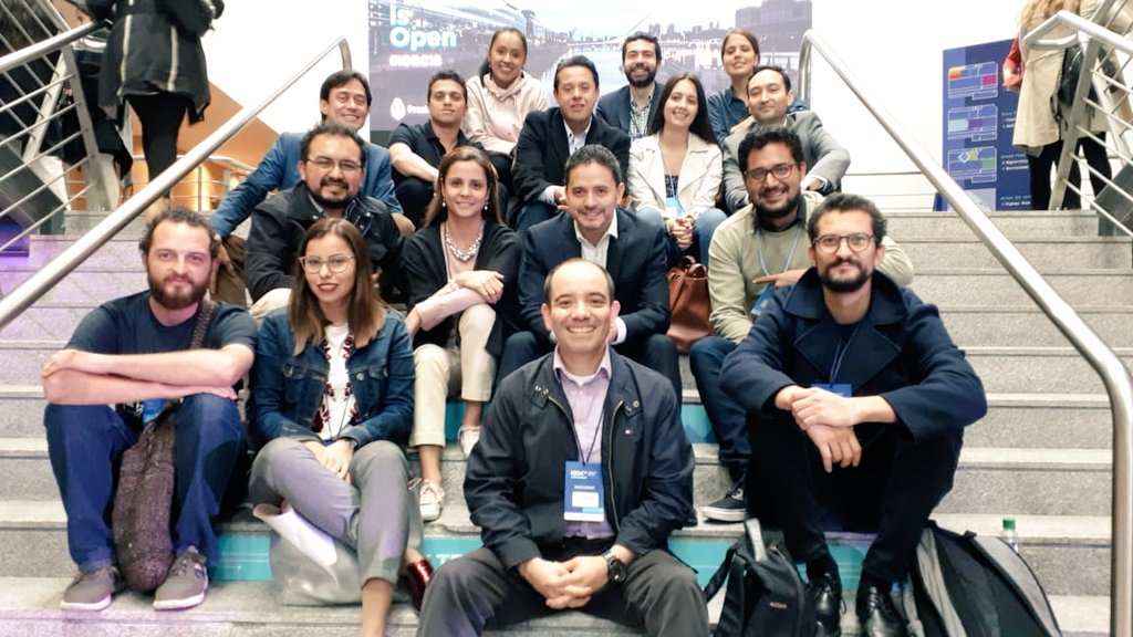 crozo's tweet photo. ¡Colombia 🇨🇴 presente en la #SemanadeDatos! Representantes de la academia, sociedad civil, sector público y privado participaron en los distintos eventos de esta semana en Buenos Aires, oportunidad ideal para hablar del futuro de los #DatosAbiertosCO. #IODC18 #OpenDataWeek https://t.co/pYNwxGNo3o