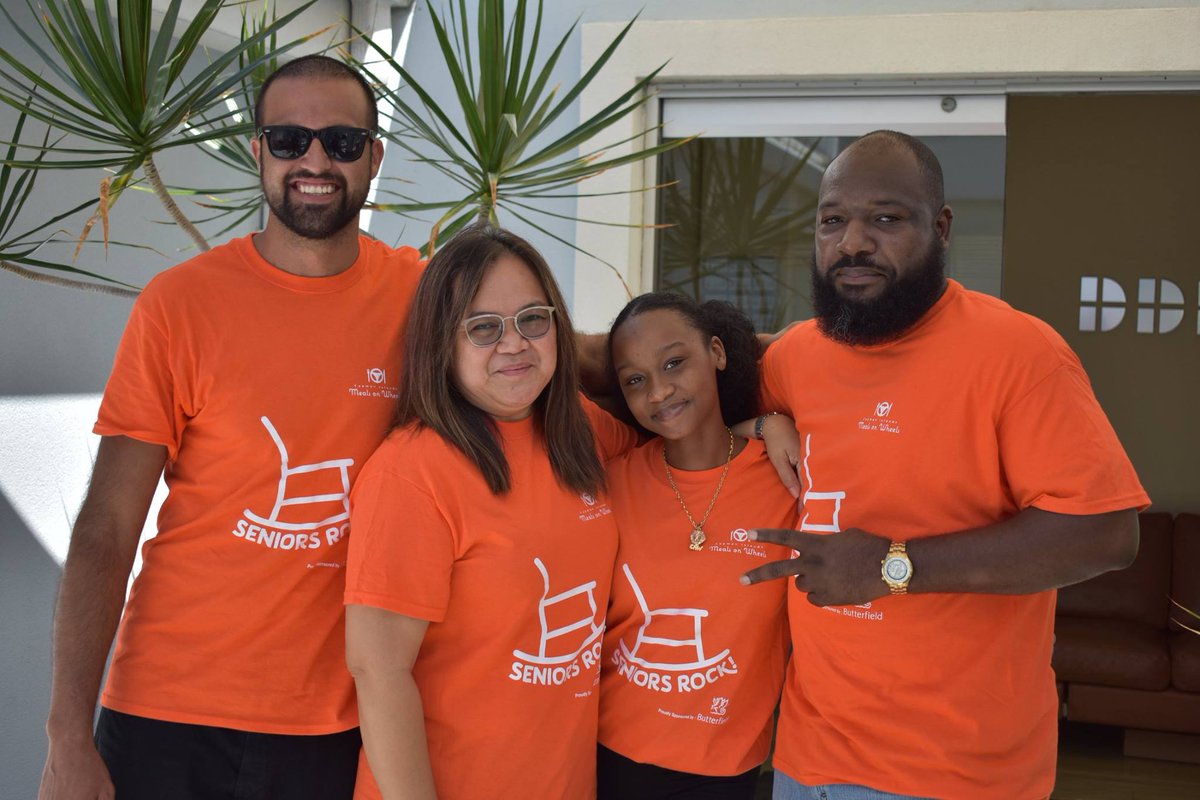 MealsOnWheelsKY's tweet photo. Thank you to DDL Studio Ltd. for supporting Meals on Wheels Dress Down Day! Orange suits you! 🧡🍊

#SeniorsRock #DressDownDay #CaymanIslands #MealsonWheels #RockOrange #EndHunger #FeedaSenior #DonateNow https://t.co/SAAmuYu1eZ