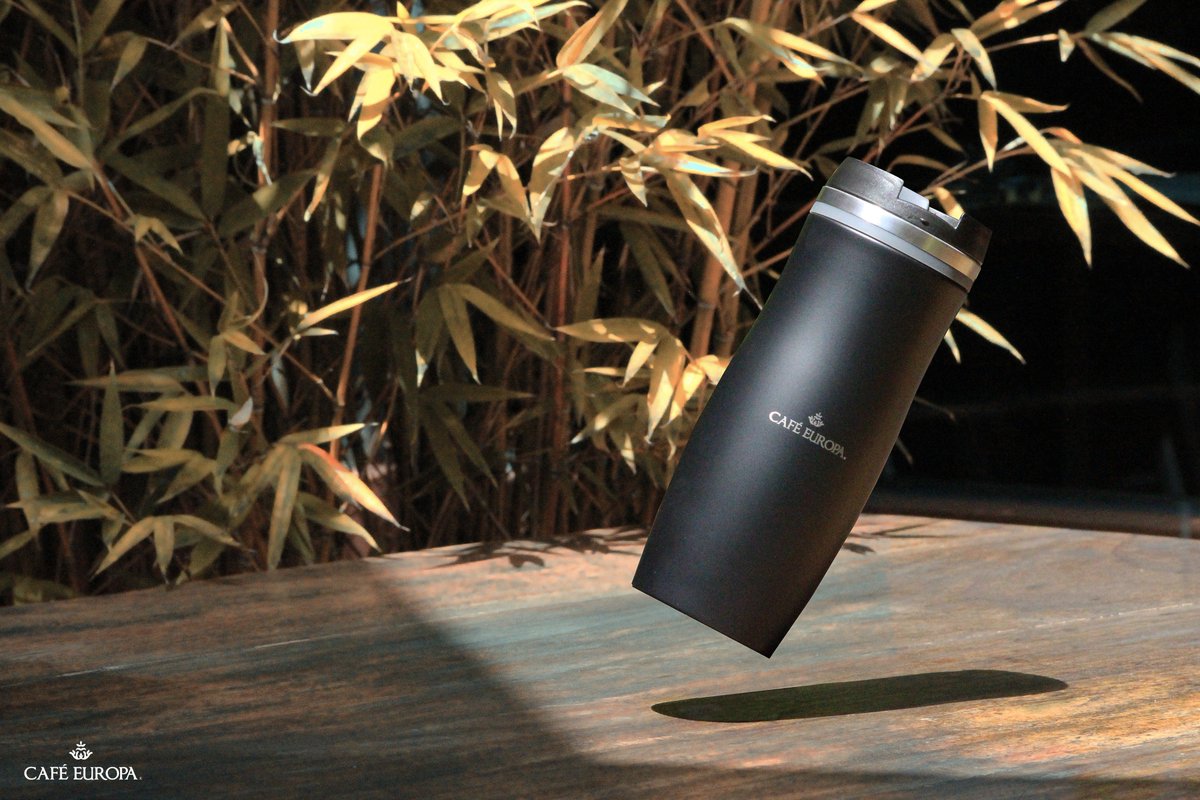 Mantén tu bebida caliente en el NUEVO termo de acero inoxidable. ✨
- 
🍃 Al mismo tiempo contribuimos juntos al cuidado del medio ambiente. 
👉 Disponible en todas nuestras sucursales.