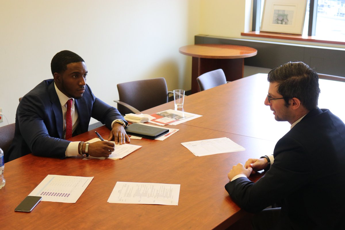 MaristCCS's tweet image. They came, they met, they interviewed. Our students were well prepared and took in all the feedback they received on Interview Preparation Day. Thank you to all of our employers who came to campus and worked with us during this event. #InterviewWeek