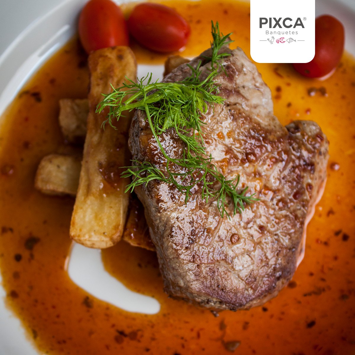 pixcamx's tweet photo. Nuestro chef 👨🏻‍🍳🍃 conceptualiza sus platillos desde su elaboración hasta su presentación 🥕🍽, con el único objetivo de cautivar a tus comensales 👏🏻
#gourmet #gastronomia #cuernavaca #morelos #cuerna #catering https://t.co/xNAW2bzL7w