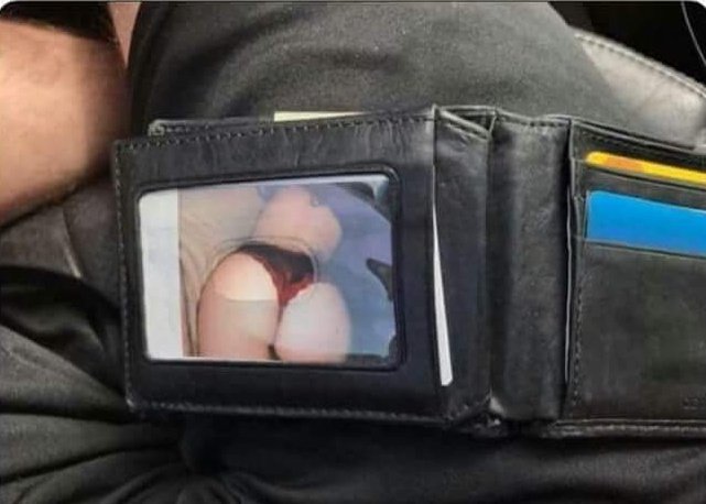 ValeriEstrada17's tweet photo. Así de romántico salió 😂😂😂😂 https://t.co/bxhWHXUpUz