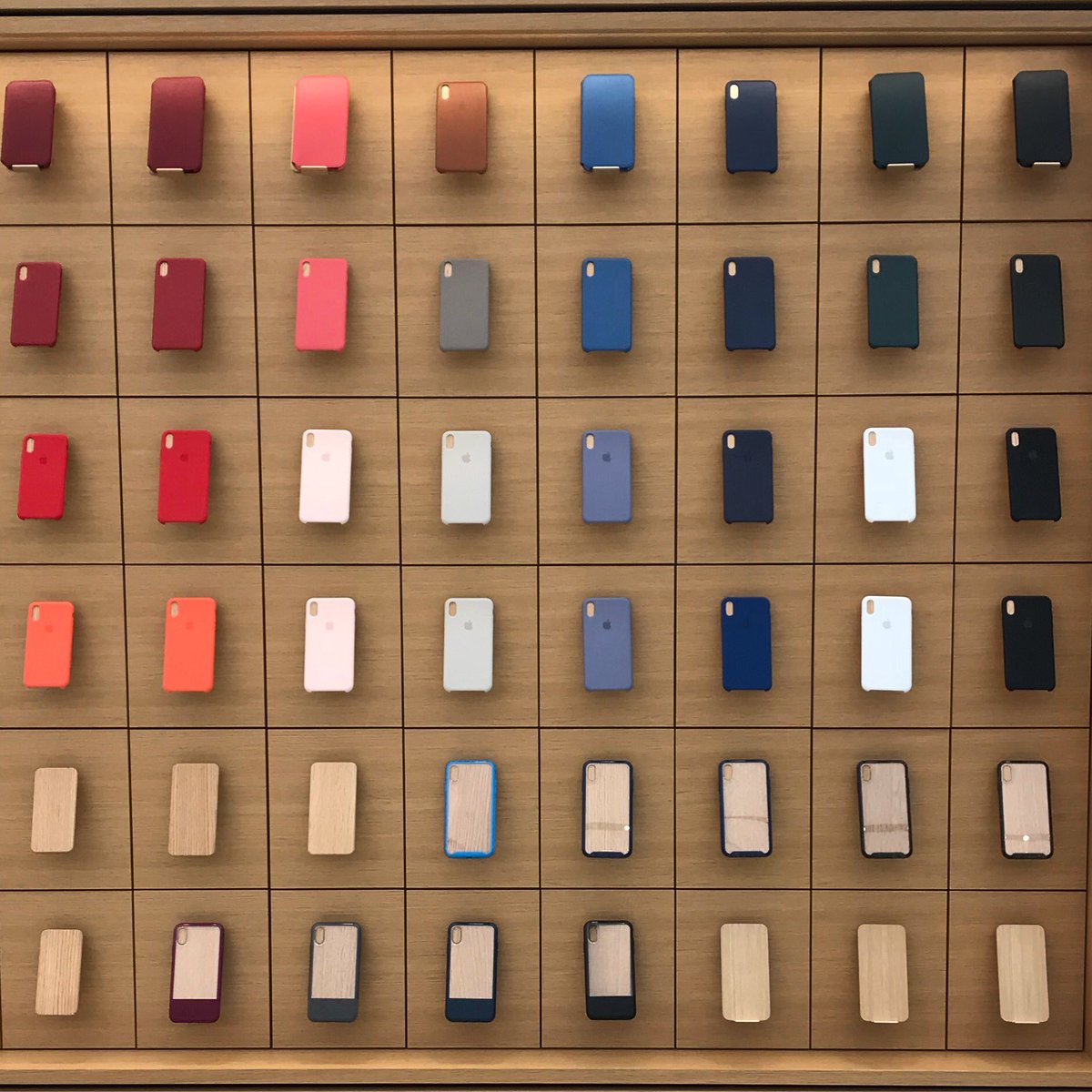 tabethasays's tweet image. New moods. 💗
#softtouch #mattepalette #cultofmac #losangeles