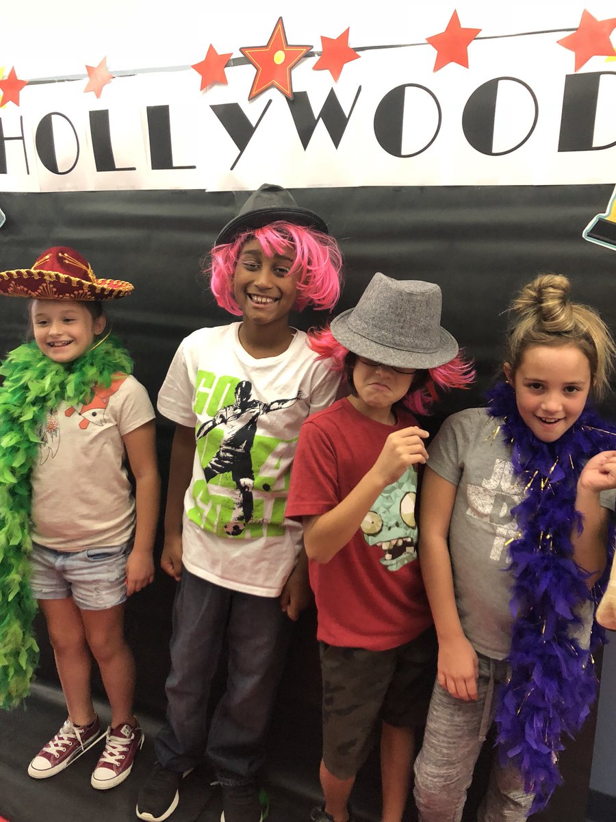 ElissaWorster's tweet photo. What a fun way to end the week! We reviewed for next weekโs Writing CA by studying a famous Hollywood celebrity. Those who showed mastery got to walk the red carpet and show us who the REAL STARS are! ๐ฉ๐ฌโค๏ธโญ๏ธ #thekidsdeserveit @StarrettElem #thewildcard #fourthgradewriting https://t.co/CmD2k2flJz