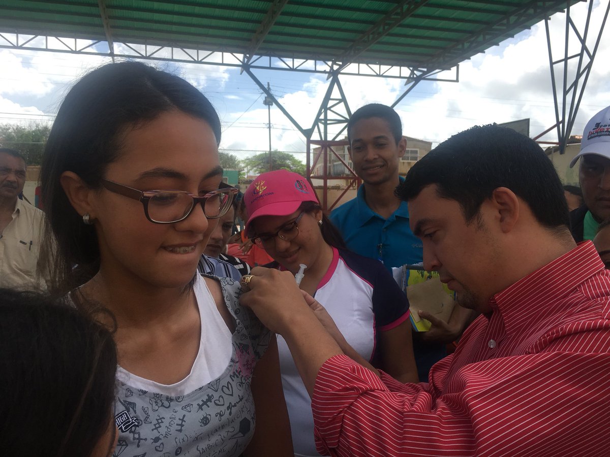 Henry Hernandez tweet media