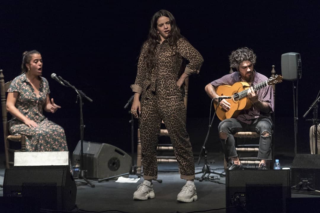 Actuación de @rosaliavt en la @laBienal #sevilla #sevillahoy #flamenco #bienal #teatro #flamencofusion #alameda #rosalia