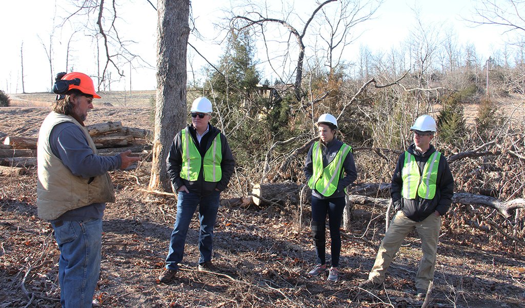 Across the US, oak trees provide benefits, including clean air and water, habitat and food for wildlife and long-term storage of carbon pollution - they also make #bourbonmonth possible! We're working with <a href="/iscbarrels/">ISC Barrels</a> to keep these forests sustainable: ow.ly/w3V030m0Xyx