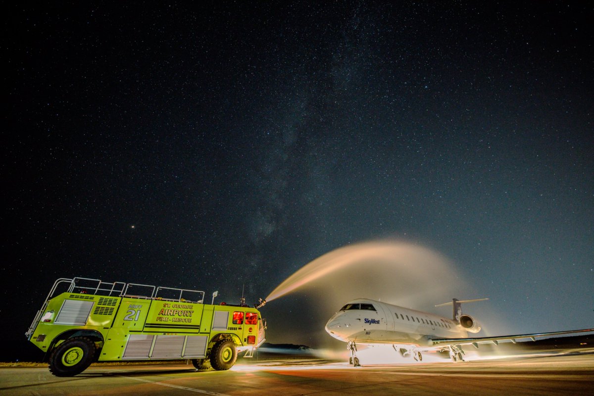 SkyWestJobs's tweet photo. The winning photo from our True Blue SkyWest Photo Contest! 

SLC CRJ Captain Ryan Andreasen captured one of our CRJ200s getting a celebratory water cannon salute on arrival. 

This was the top voted photo by the SkyWest team out of 100s of submissions during #OOAppreciationWeek! https://t.co/j3JX66JEiE
