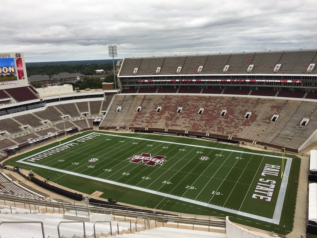 msudawg2004's tweet photo. What a week.  4 days of rain and only a few hours of sunshine left us with an uphill battle.  MY BOYS ARE SIMPLY AMAZING.  They made up a day and a half of painting while juggling multiple sports and finished right on time.  Great work fellas. https://t.co/7AoXBz1N8I