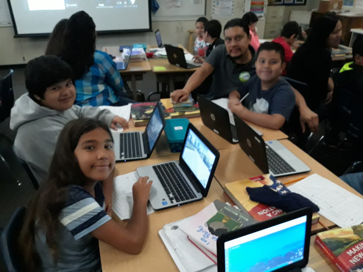 tzsalloum's tweet photo. @JuarezScholars #BeGlobal 
Family World Day - Exploring Costa Rica
Mr. Salloum's Scholars - 2018-2019 https://t.co/b0ptjTJFIf