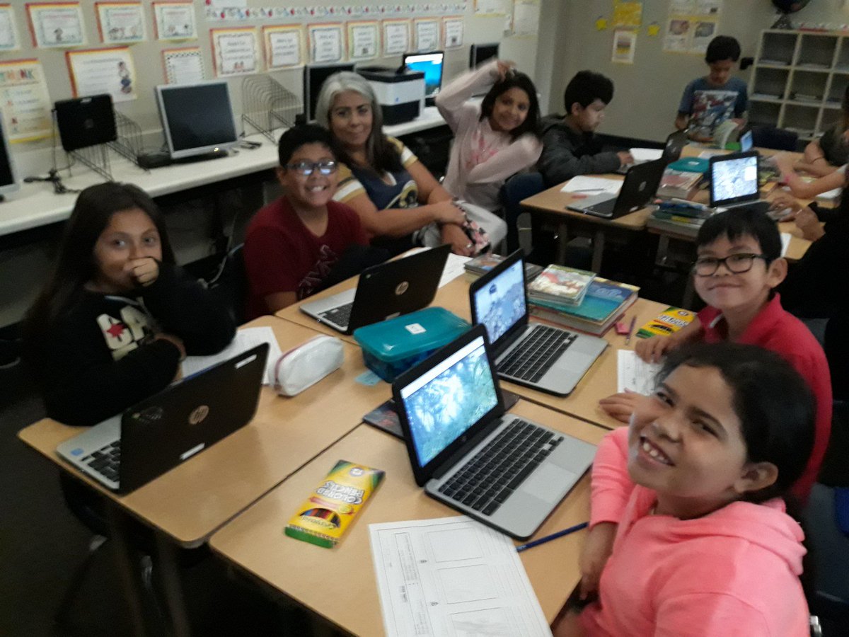 tzsalloum's tweet photo. @JuarezScholars #BeGlobal 
Family World Day - Exploring Costa Rica
Mr. Salloum's Scholars - 2018-2019 https://t.co/b0ptjTJFIf