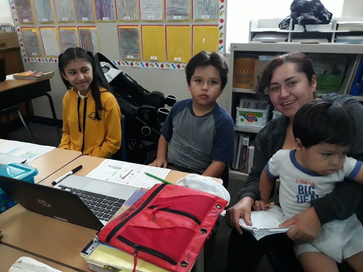 tzsalloum's tweet photo. @JuarezScholars #BeGlobal 
Family World Day - Exploring Costa Rica
Mr. Salloum's Scholars - 2018-2019 https://t.co/b0ptjTJFIf