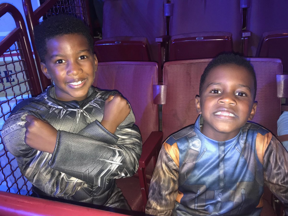 CeylonWise's tweet photo. Ready for action at #MarvelUniverseLIVE https://t.co/dfkVjQjqGl