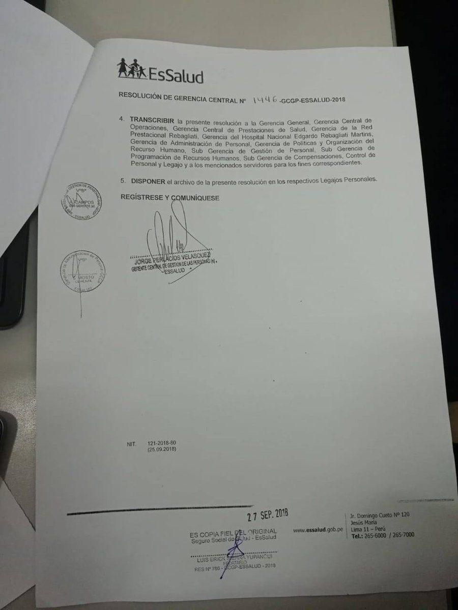 CSinesss's tweet photo. Sres Congresistas @FioreMolinelli aun No contesta sus cartas d desplazamiento arbitrario No justifica legalidad pero #gerente #Barredo ya esta entregando resoluciones de "rotación permanente" a los Lic #CruenEsSalud @MartinVizcarraC Ponga un alto a la corrupción en @EsSaludPeru https://t.co/MQaCzdrbvb