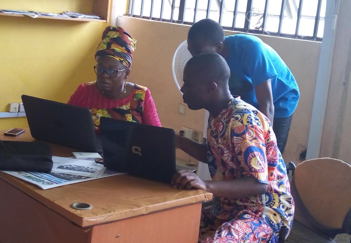 ncsogun's tweet image. @ncsogun raising the next set of developers with #PythonMeetUp. We don&apos;t just wish, we do SOMETHING! 
#NextLevel #TechGen @NigeriaComputer @jidaw @dantj007