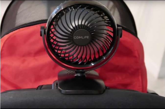 ComlifeOfficial's tweet photo. This #COMLIFE Battery/USB powered portable mini fan features with clip on/Stand design, can be clipped on bedside, baby stroller, treadmill, car and stand on your study desk or office.
Large rechargeable 5200mAh battery.
4 speeds and 360° rotation.
Aroma Diffuser Function. https://t.co/wa6QfEPYNd
