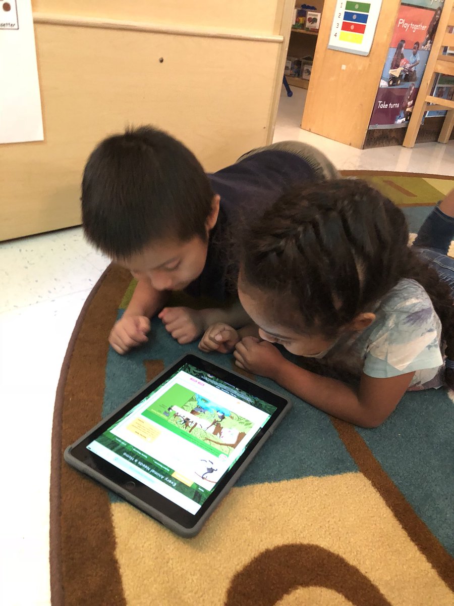 MrsBravo_'s tweet photo. Using technology to research the Costa Rica Rainforests #STEAAMTeam #nextlevelAPSD #PerformancePassionPurpose @DonnaFicarra1 @Prncpl_ERuiz @Sarra_Smiles @jlyninbb @Jackson__Lauren https://t.co/O8sGcWy1nv