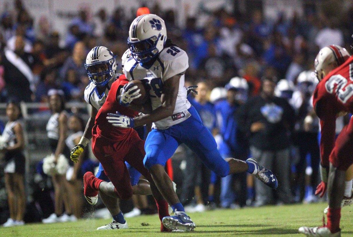 bigbendpreps's tweet photo. Tyrique Paramore’s rushing TD in the second half for @GodbyFootball https://t.co/8H4JlwhXSJ