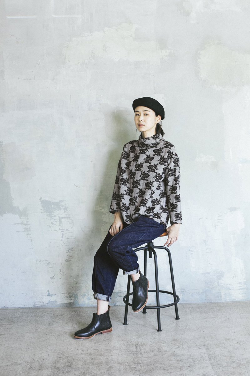 ナチュラン 全ワンピース対象 送料無料 10 12 18時まで 今季もトレンドのグレンチェックにフラワー柄を組み合わせた 上品で華やかなシリーズをお届けします Fanakaとナチュラン のコラボレーションしてお作りしたワンピースは フォーマルな装い