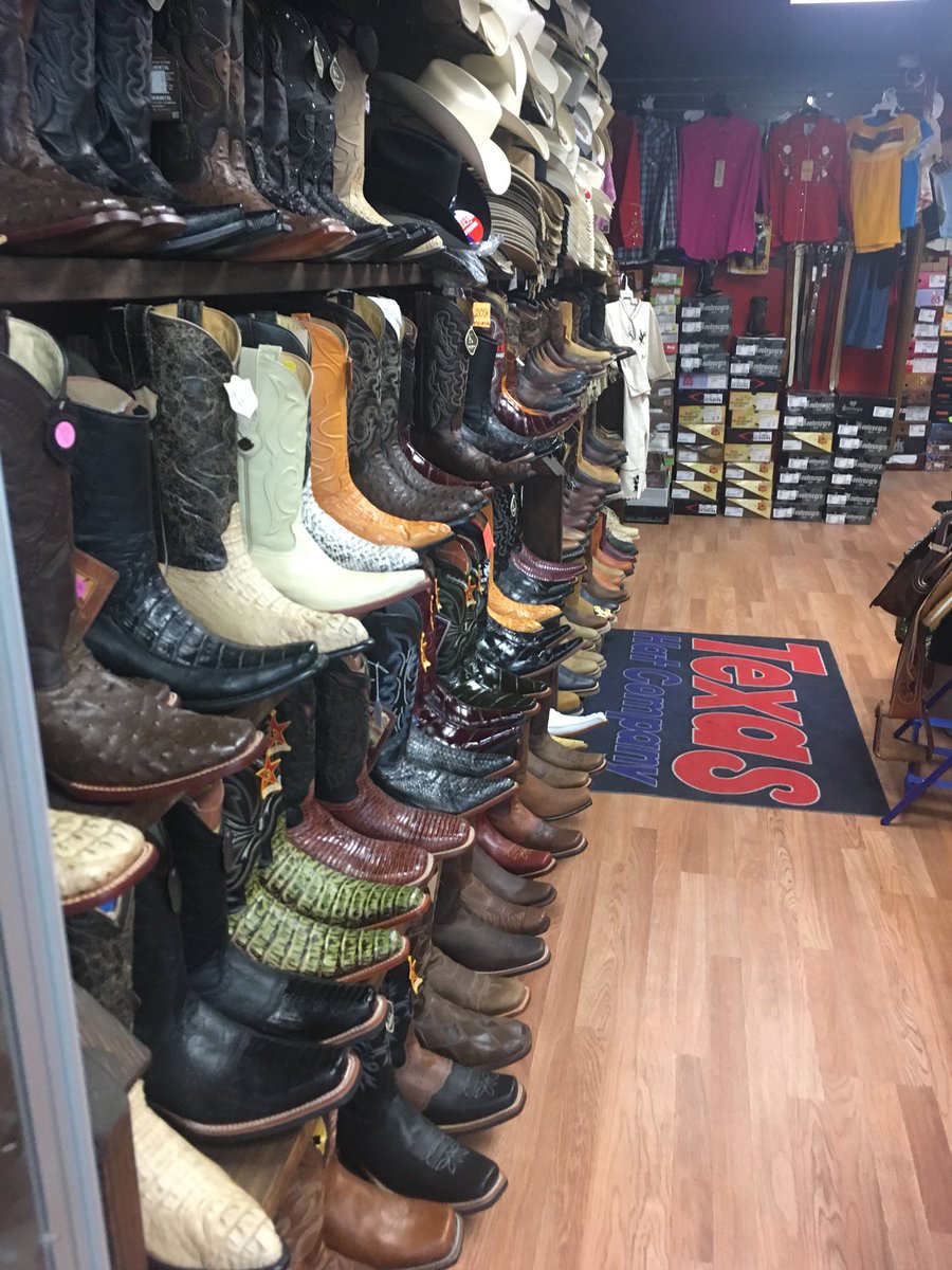 Mi Pueblito Western Wear (@WesternMi 