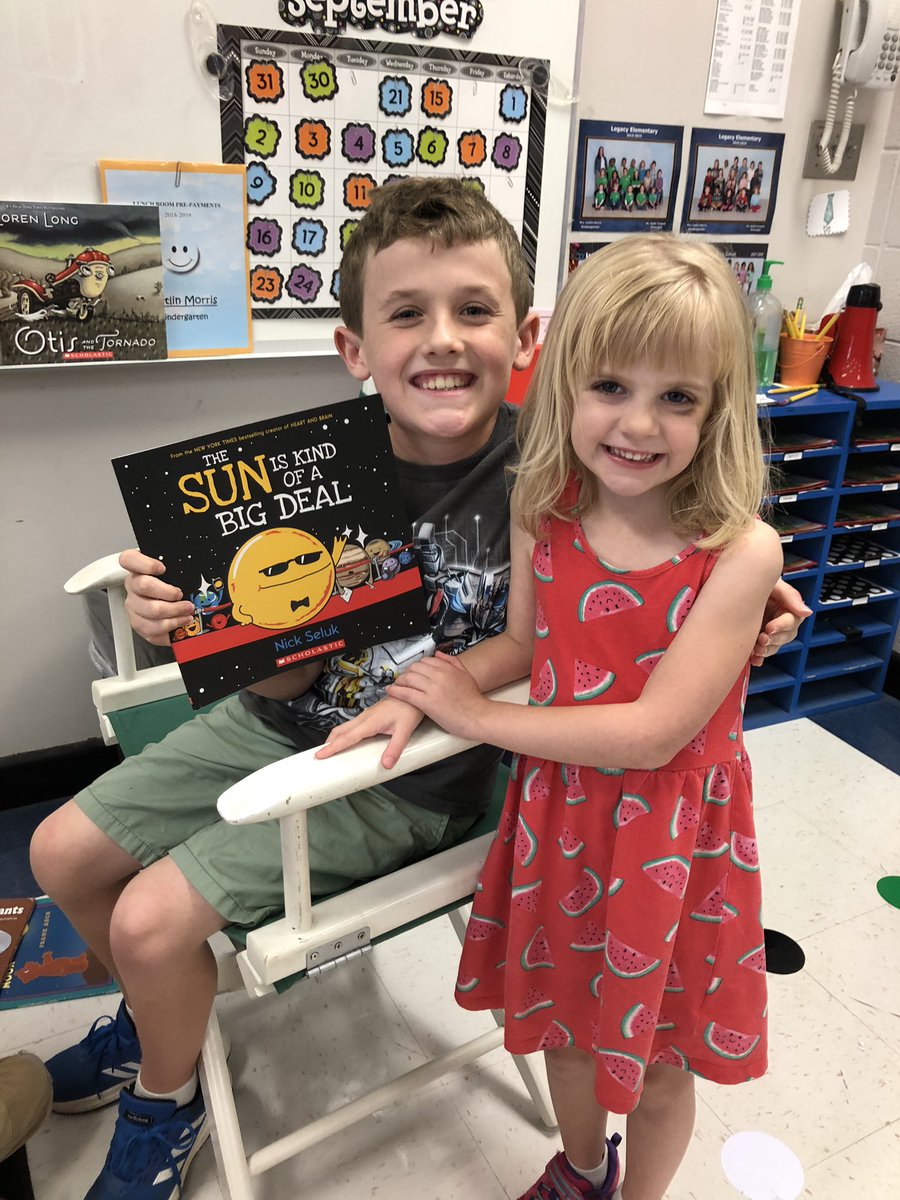 Caitlinhm29's tweet photo. I love when former students come back to read to my class. Little sister thought it was pretty awesome too.  We love mystery readers on Fridays!! #ALLmeansALLMCSS https://t.co/cD3RDVRTwM