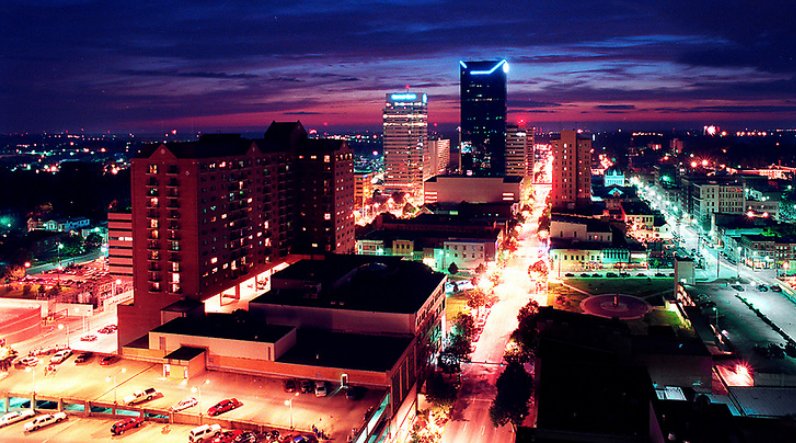 universityofky's tweet photo. A beautiful city to call home. #UKLovesLex 💙 https://t.co/JF16oihS5g