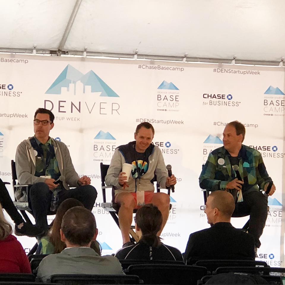 EventIntegrity's tweet photo. Last day of @DENStartupWeek and we got to see one of our #certified vendors, John Wilker of 360 Conferences!

He helped organize #denstartupweek and gave some incredible talks about “going rogue!” 🤗

Time to relax, #tgif !
@ChaseforBiz https://t.co/breRlIpW4O