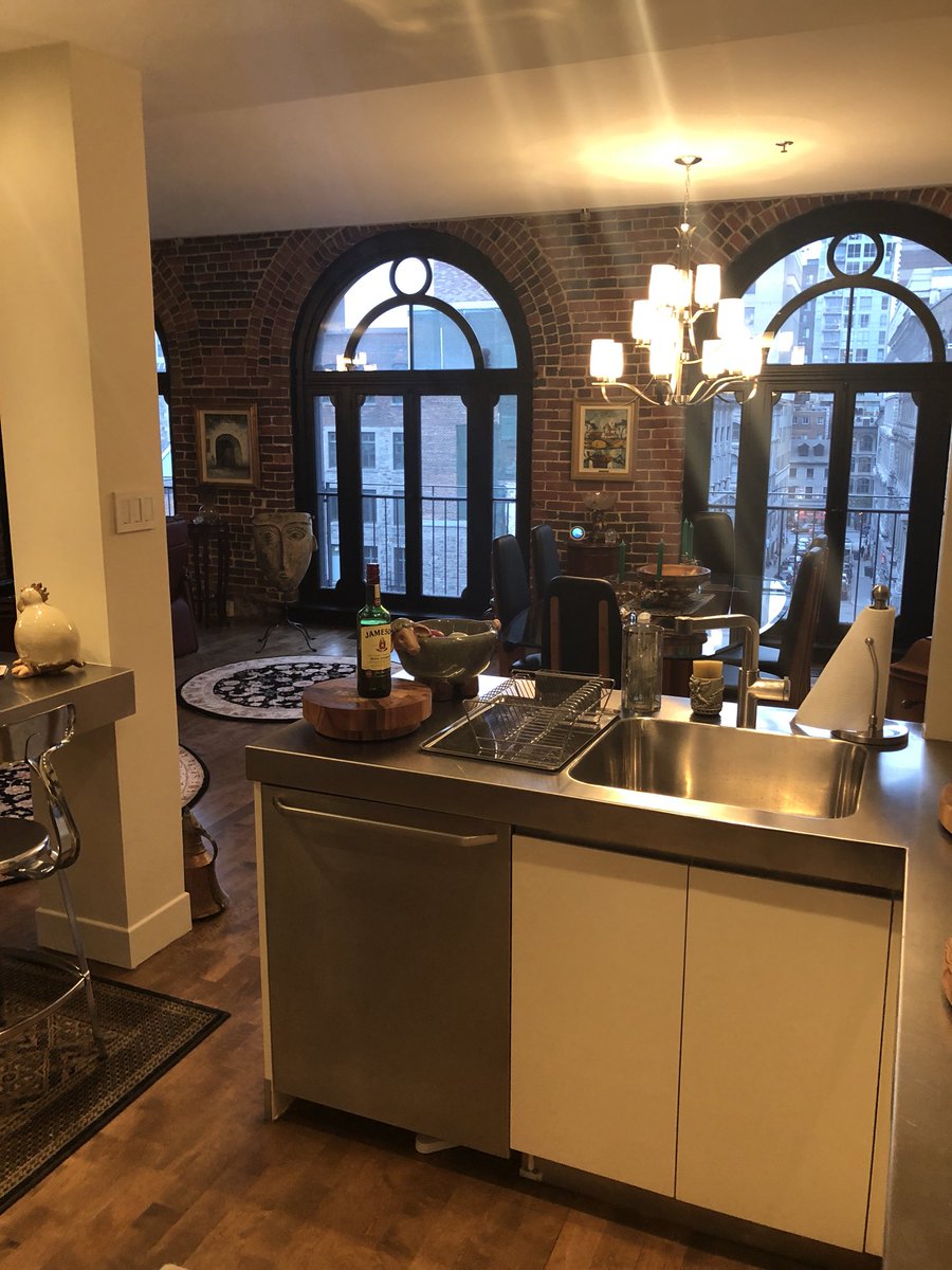 Not a bad view of <a href="/oldmontreal/">oldmontreal</a>