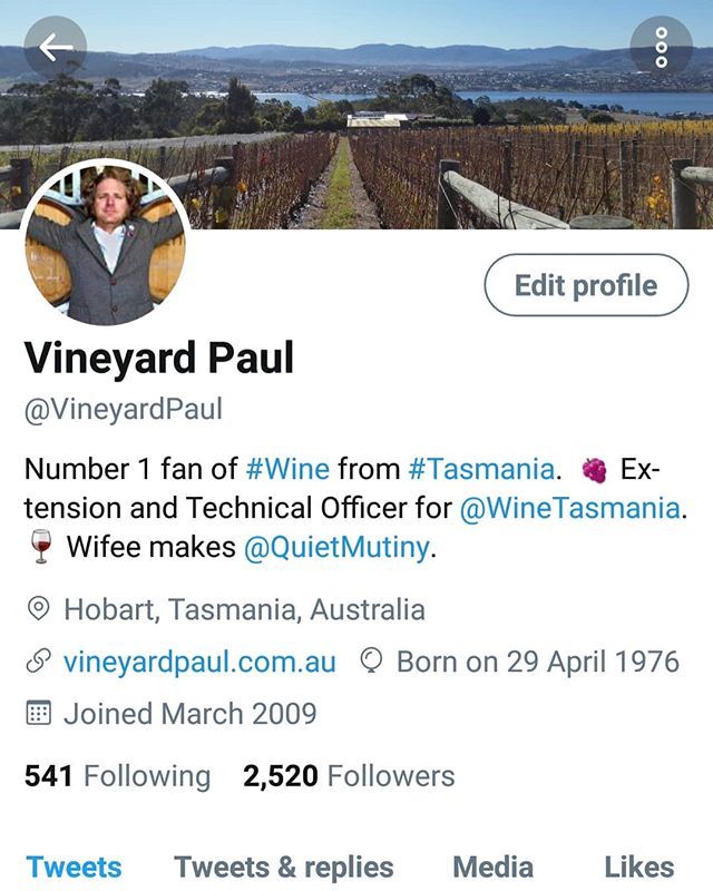 VineyardPaul's tweet photo. When you realise your #twitter mobile profile says you are an ex-tension officer... 😑
#lesstension #exstress #dailymindfulness #awkwardlinebreak https://t.co/7vxiyt4Qdg