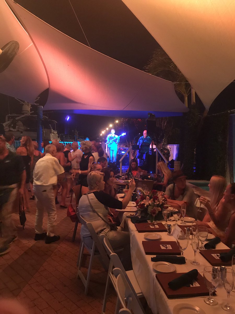 LucieLovesFood's tweet photo. Sailors Return https://t.co/tjHebXvgQb