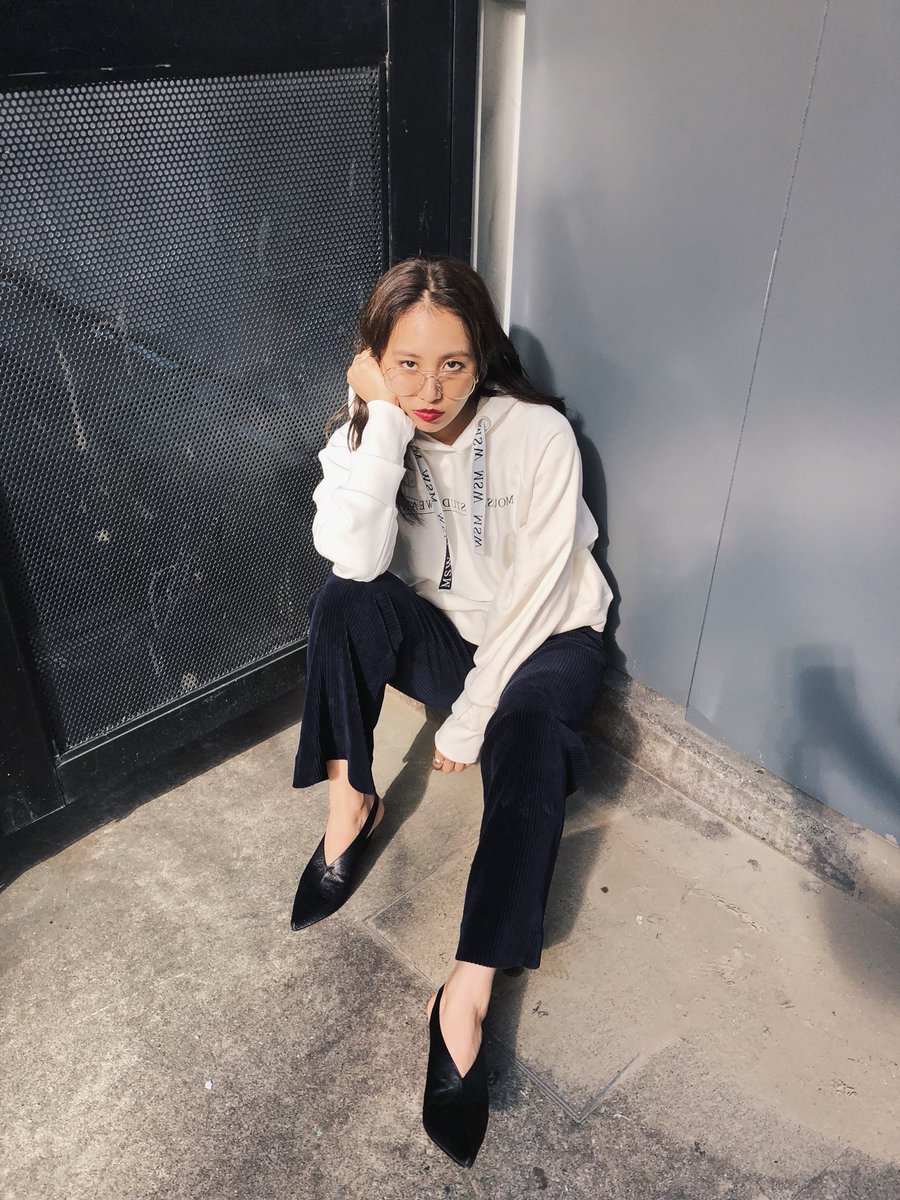 0919tomoko's tweet photo. MOUSSY STUDIOWEAR発売中 💚
▶️https://t.co/mHe6KNqKOS https://t.co/DLAVU5079j