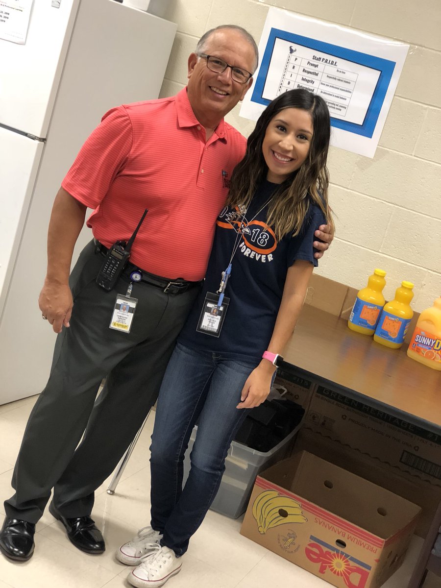 solisabby819's tweet photo. Still amazed that I got to work with my former high school principal! #ThisIsNorthside #FullCircle #wearepatneff #NisdProduct https://t.co/E9LiGnKe0c
