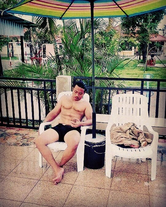 Chinkronzeed's tweet photo. เหงาจัง. #วัยทำงาน https://t.co/13VbcAeKZa