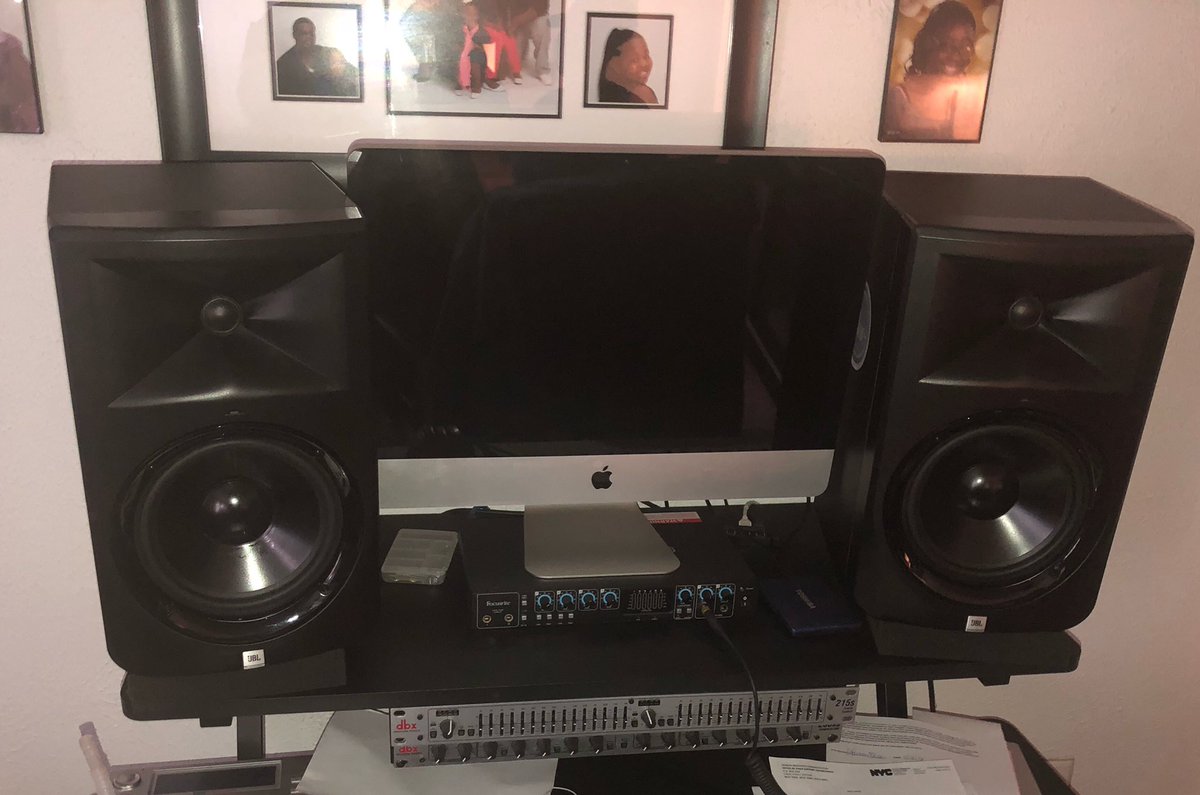 L_C_Official's tweet photo. Love these #jbl #lsr308 #studiomonitors #music #lifeonaudio #trusttheprocess #focusrite #lc4l https://t.co/0Dv4sMSY6e