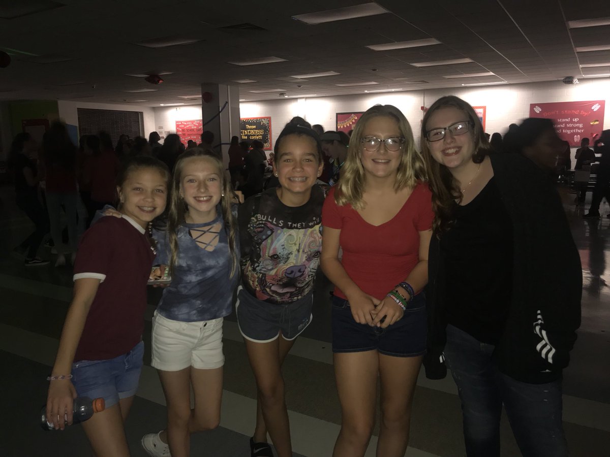 MaplePointSC's tweet photo. Having fun at the 6th, 7th, and 8th grade Welcome Back Dance! https://t.co/QVcFvKcuyT