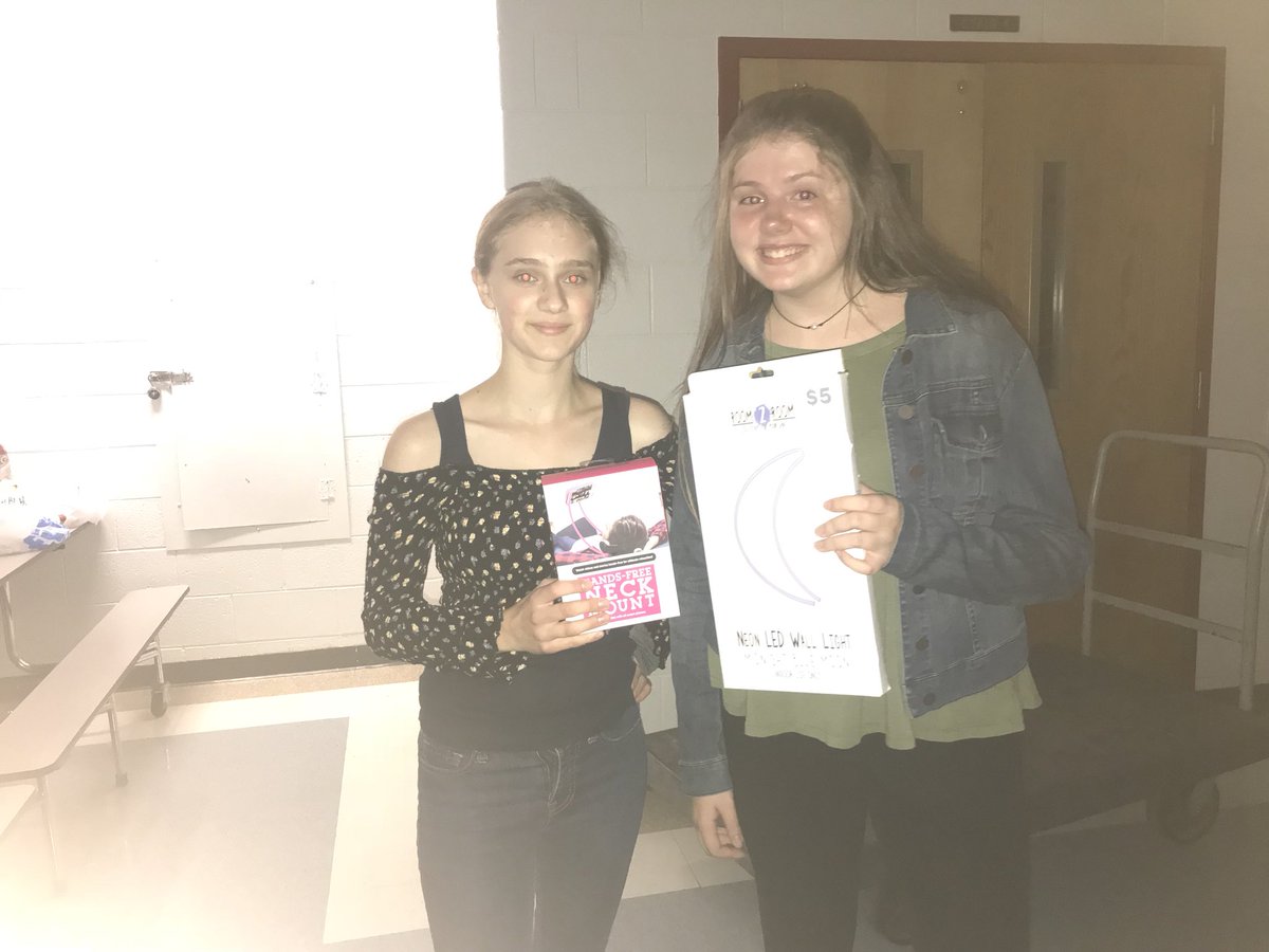 MaplePointSC's tweet photo. Some of Maple Point’s lucky students who won the Food Drive raffle! Thanks for the donations! https://t.co/s3bRTkibaP