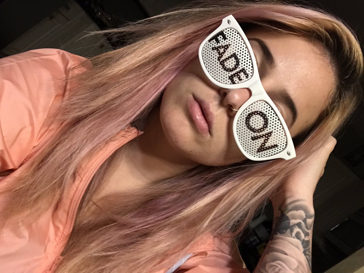 MajesticEevee7's tweet photo. I’m gonna start wearing these glasses to work while I cut hair #FadeOn #HairDresserThings https://t.co/HXXLuPEEGd